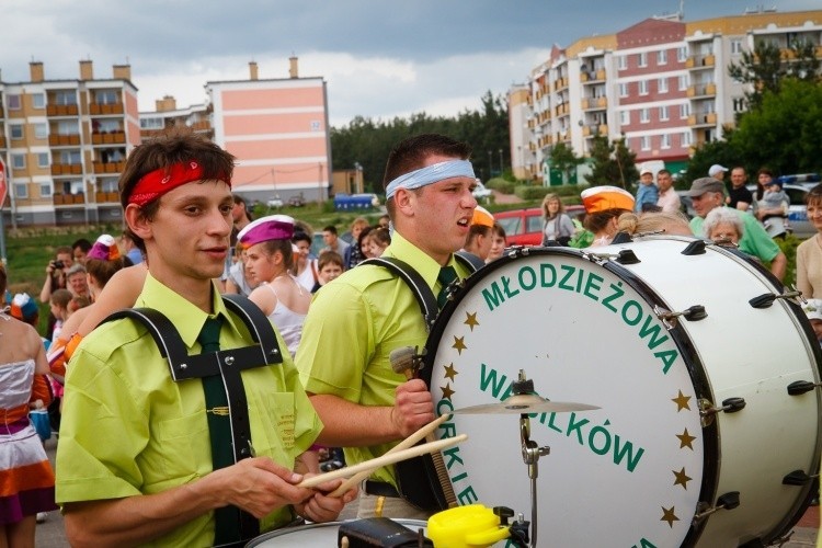 Dni Wasilkowa 2013 rozpoczął korowód Żyjmy zdrowo (zdjęcia)