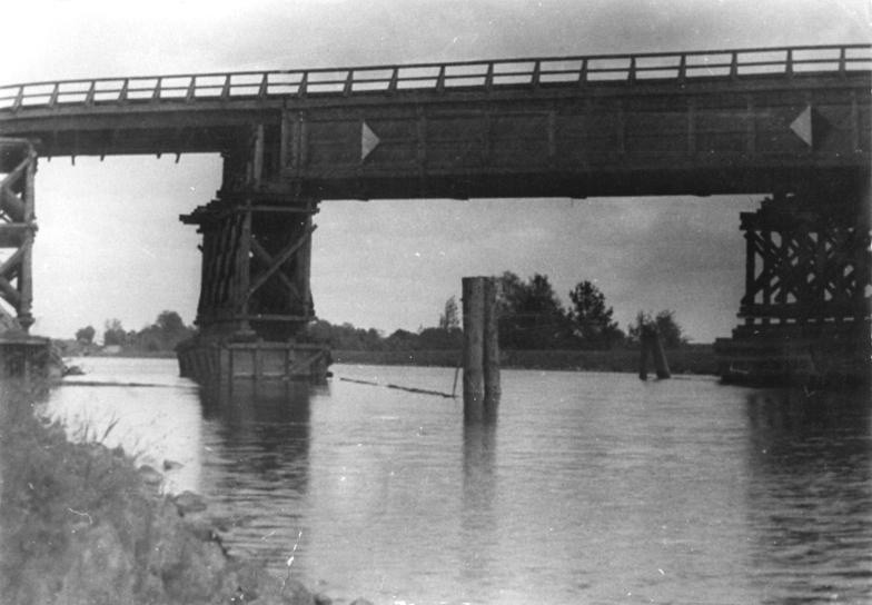 Brandenburgia, most na autostradzie w pobliżu Finowfurtu w...