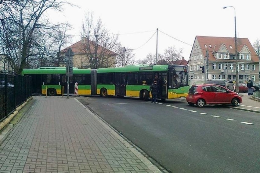 Mistrzowie parkowania w Poznaniu: Ich pomysły naprawdę...