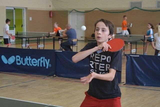 W zawodach tenisa stołowego w Chojnicach rywalizowała duża...