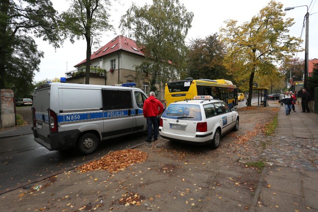 Kolizja z udziałem autobusu na ul. Lotha w Słupsku.