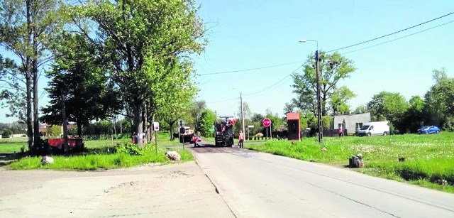 Minionej wiosny na skrzyżowaniu w Kalinie został przeprowadzony remont nawierzchni.