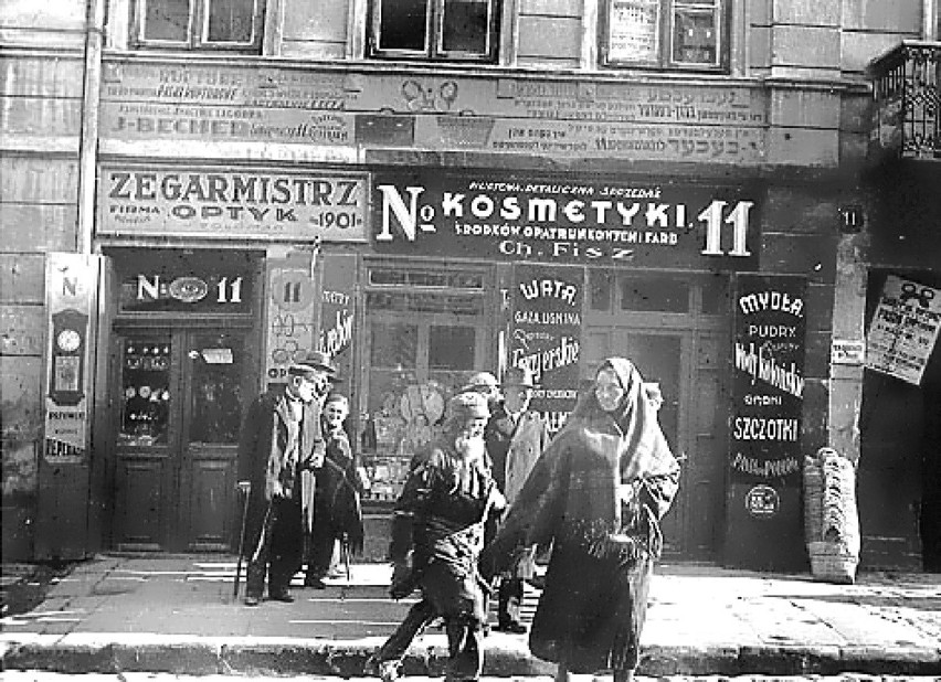 Lata 1920-1925 , Sklepiki przy ulicy Lubartowskiej