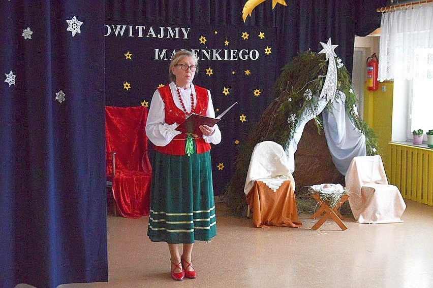 Barwne Jasełka Bożonarodzeniowe w Trębowcu, małej wsi gminy Mirzec