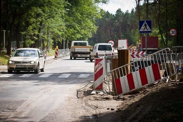 Od najbliższej środy (20 sierpnia) do 30 września zamknięta będzie jezdnia na ul. Glinki na odcinku od firmy Polon-Alfa do Bydgoskiego Parku Przemysłowo-Technologicznego