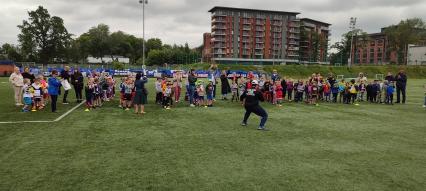 Na boiskach UKS SMS turniej piłkarski przedszkolaków z okazji Dnia Dziecka