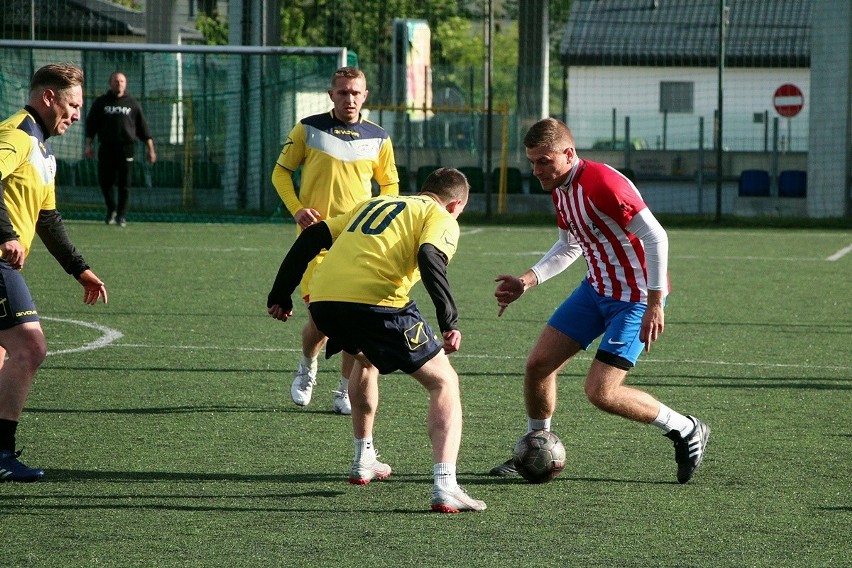 Liga amatorska w Skarżysku–Kamiennej: Zmiana lidera w I Lidze