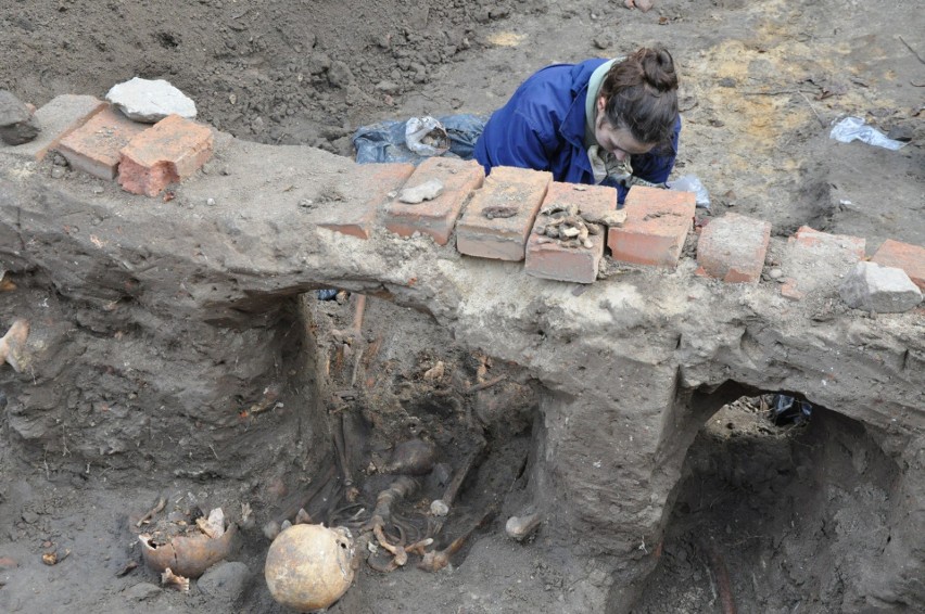 W tym roku archeolodzy znaleźli w Byczynie szczątki 450...