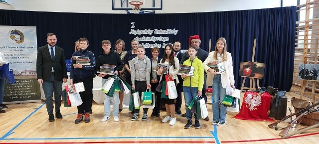 Międzyszkolny Konkurs Wiedzy o Powstaniu Styczniowym w Olesznie. Więcej na następnych zdjęciach >>>
