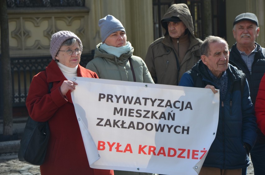 W czwartek (16 marca) na wrocławskim rynku odbył się protest...