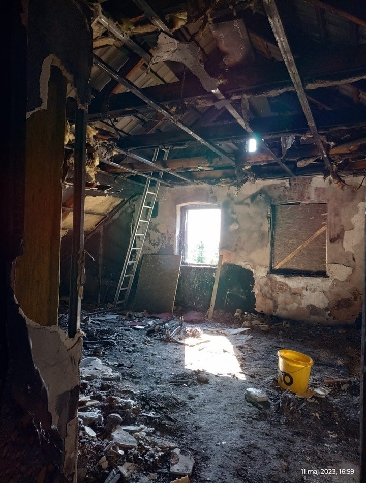 Pożar domu w Pyskowicach - trwa zbiórka na odbudowę