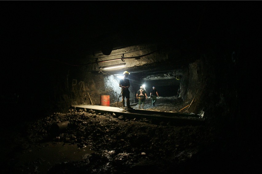 Zuchwała kradzież na kopalni Jas-Mos: Przykryli złomem silniki i wywieźli je z kopalni