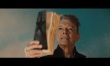 David Bowie w czołówce serialu "The Last Panters" [WIDEO]