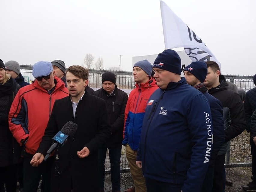 Za nawozy zapłaciło ponad 30 rolników, którzy do dnia...