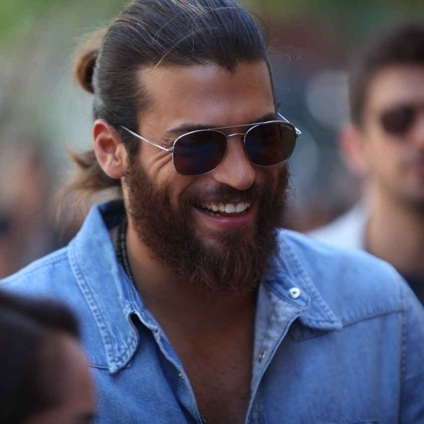 instagram.com/canyaman