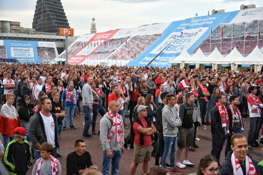 Poznańska strefa kibica znajduje się na terenie...