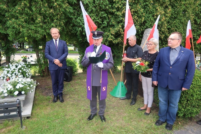 Mogiłę ppłk. Henryka Czerwińskiego oznaczono tabliczką „grób...