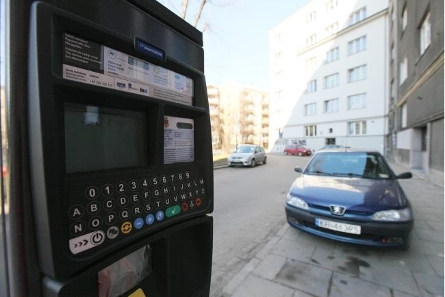 ZIKiT stawia kolejne parkomaty w Krakowie