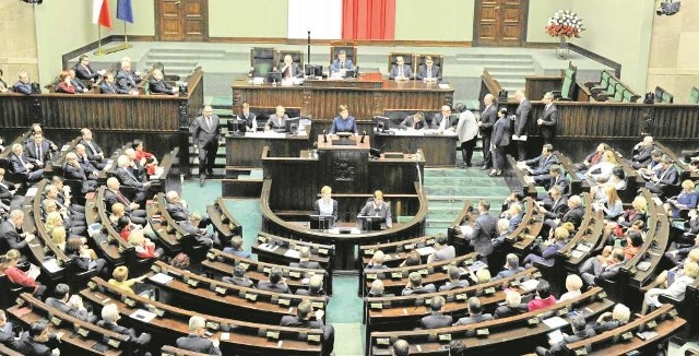 Kolejna burzliwa dyskusja w Sejmie. Opozycja nie udzieli rządowi wsparcia na arenie międzynarodowej