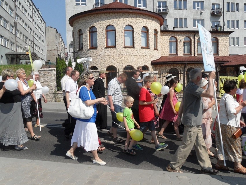 Marsz dla życia i rodziny w Będzinie