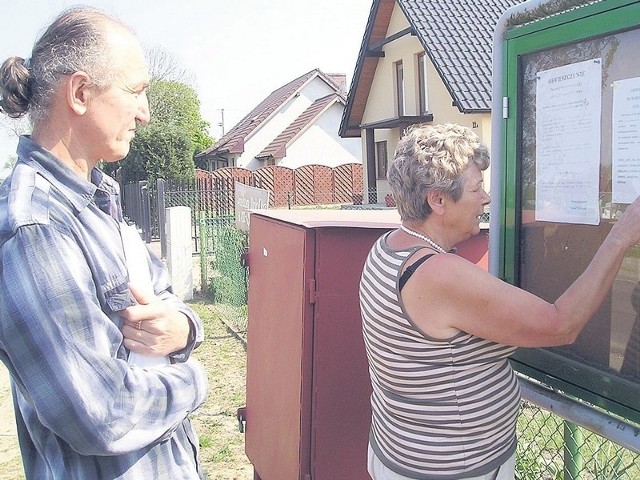 Problem Andrzeja Pączko (na zdjęciu) zapoczątkowało ogłoszenie na tablicy w Białuniu.