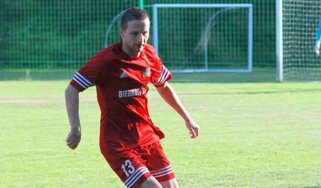 Marcin Szyszka zdobył dwie bramki dla Orląt Kielce w meczu ze Zrywem Skroniów.