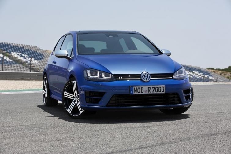 Nowy Volkswagen Golf R. Zobacz zdjęcia