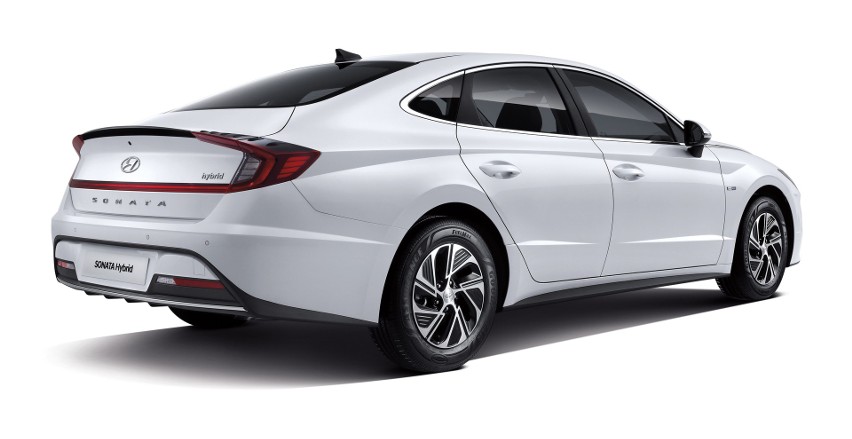 Hyundai Sonata Hybrid...