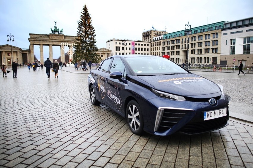 Toyota Mirai...