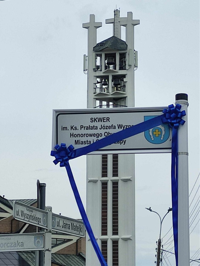 Honorowy Obywatel Łap upamiętniony. W mieście powstał skwer  ks. prałata Józefa Wyznera