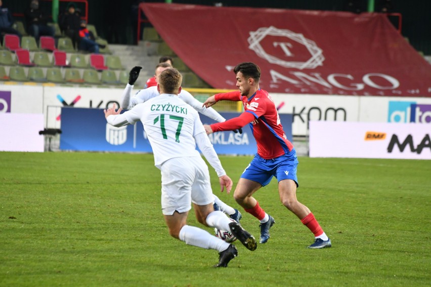 Raków Częstochowa pokonał Wartę Poznań 1:0...