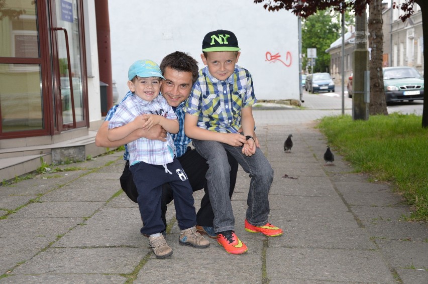 Tadeusz Jaśkowski z synami, trzyletnim Jaśkiem i...