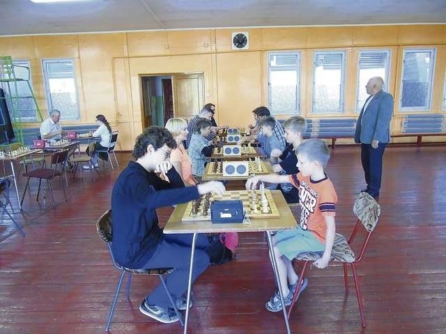 Mała sala służy m.in. do rozgrywek szachowych. W tym tygodniu zaplanowano remont podłogi
