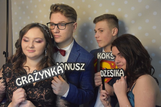 Studniówka 2020 Liceum Ogólnokształcącego imienia Bohaterów Powstania Styczniowego w Małogoszczu.