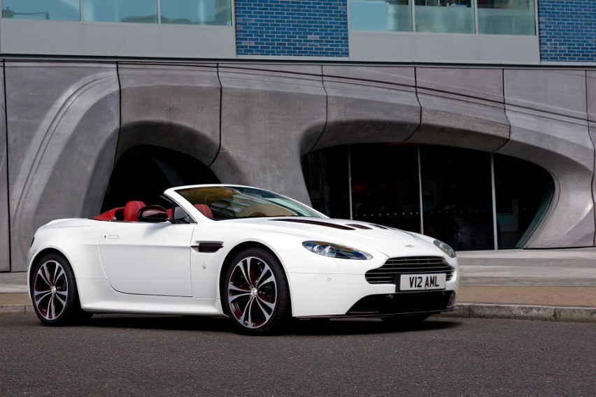 Aston Martin V12 Vantage Roadste Fot: Aston Martin