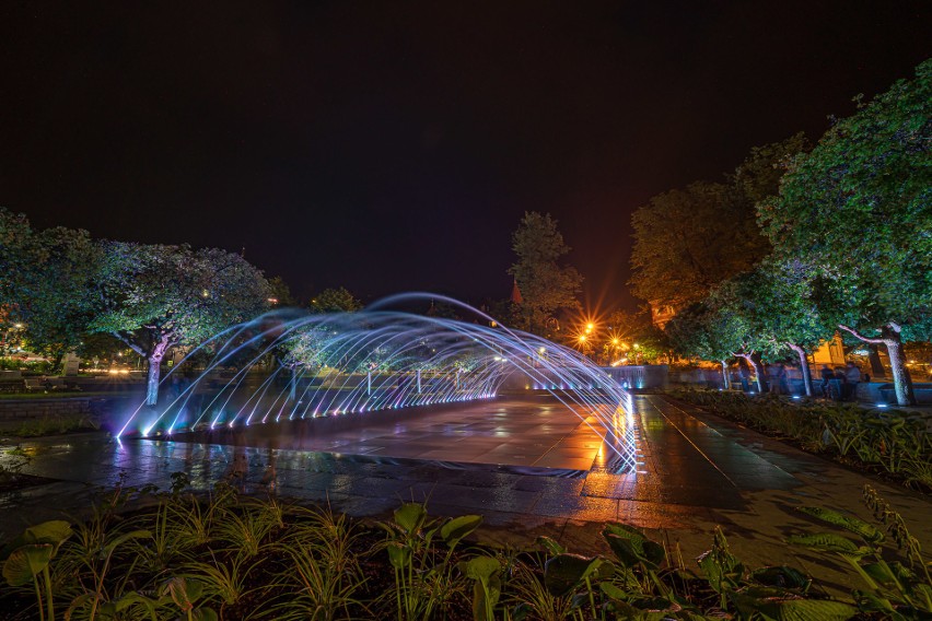 Krynica - Zdrój. Odnowiony Park Dukieta zachwyca wspaniałą fontanną [ZDJĘCIA]