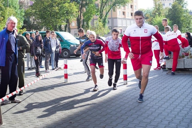 W miniony piątek, 4 października, odbył się bieg stulecia, czyli 100 kilometrów na 100 lat!