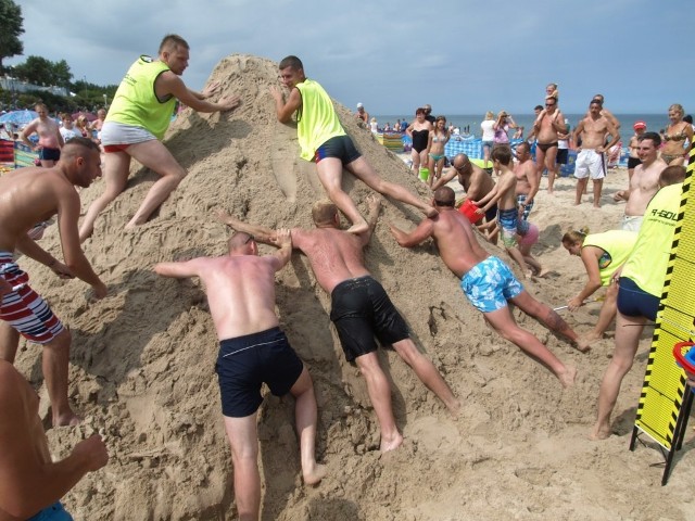 Plażowe Mistrzostwa Budowniczych.