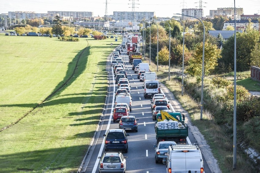 Zakorkowany Gdańsk. Gdzie najczęściej blokuje się miasto? Jakie rozwiązania proponują miejscy radni?