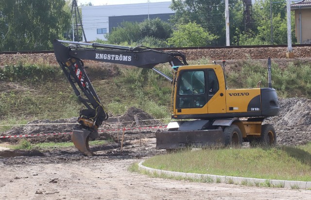 Na budowie trasy N-S robota wre, przy ulicy Struga wykonywana jest kanalizacja. Więcej na kolejnych zdjęciach