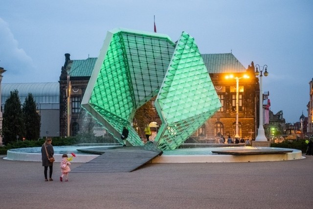 Wiele budynków na całym świecie, w tym także w Poznaniu, zostanie w czwartek rozświetlonych na zielono.