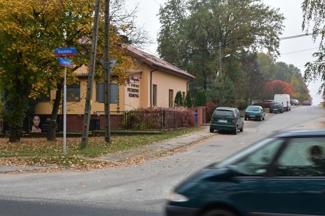 Na ul. Taterniczej dzięki interwencji policjanta mężczyzna, który się oblał benzyną, nie zdołał popełnić samobójstwa.