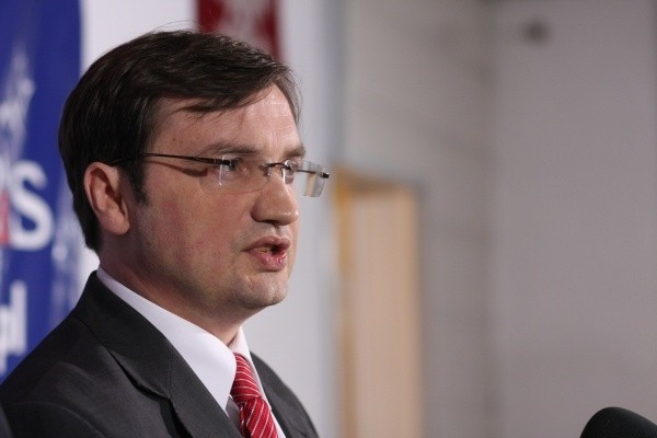 Zbigniew Ziobro: Spór z PiS ma odwrócić uwagę. PO jest niekompetentna. (wideo)