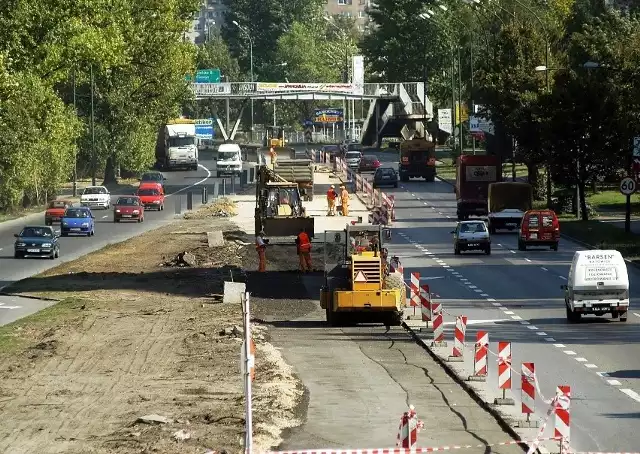 Tak śródmieście Katowic wyglądało przed wybudowaniem, a także w trakcie budowy w tym miejscu DTŚ. Zobacz kolejne zdjęcia. Przesuwaj zdjęcia w prawo - naciśnij strzałkę lub przycisk NASTĘPNE