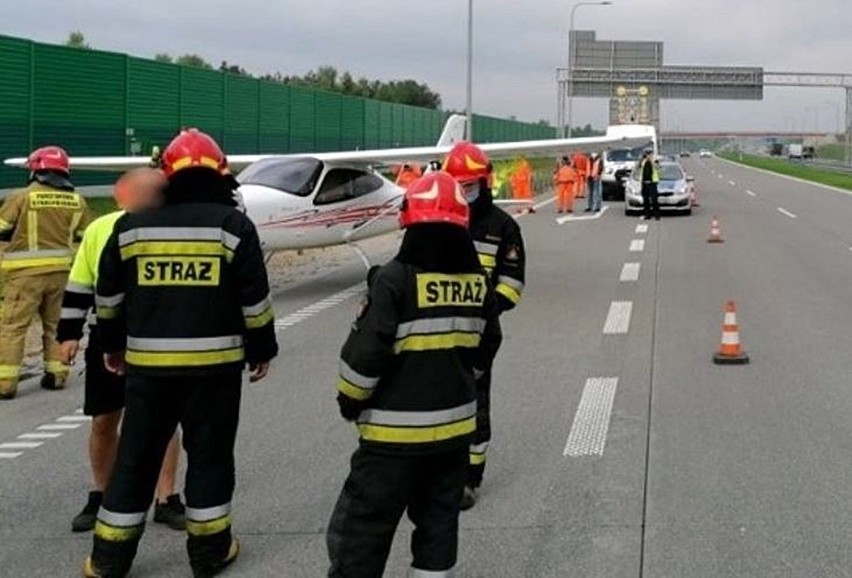 Zobacz kolejne zdjęcia. Przesuwaj zdjęcia w prawo - naciśnij...