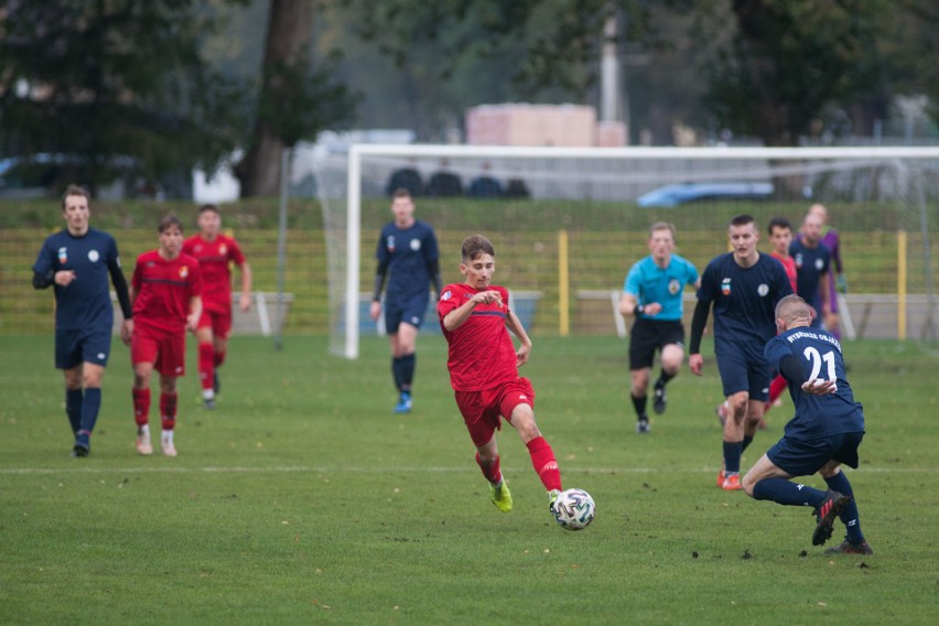 Klasa okręgowa: Na stadionie przy ulicy Zielonej strzelili 4 bramki. KS Gryf - Wybrzeże 4:0