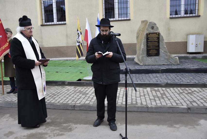 Na czwartkowej uroczystości w Zakliczynie obecne były m.in....