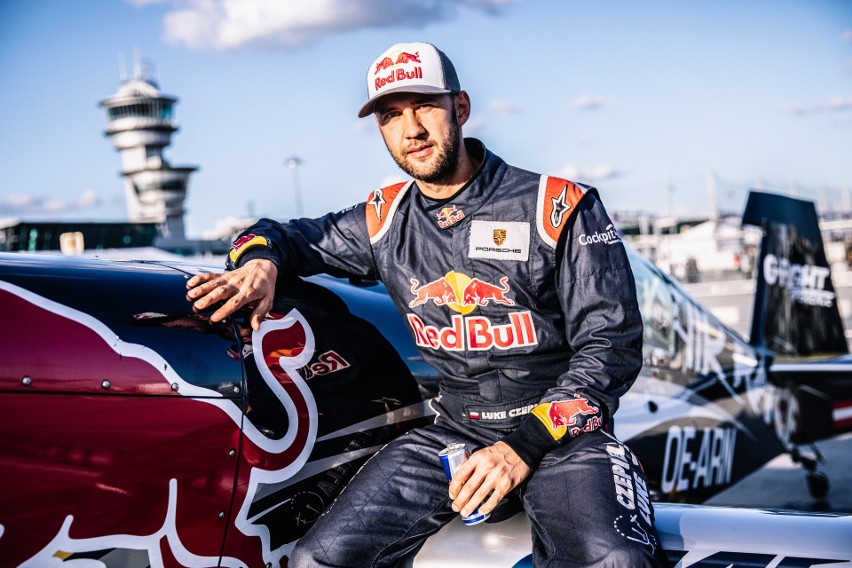 Łukasz Czepiela, mistrz świata Challenger Red Bull Air Race....