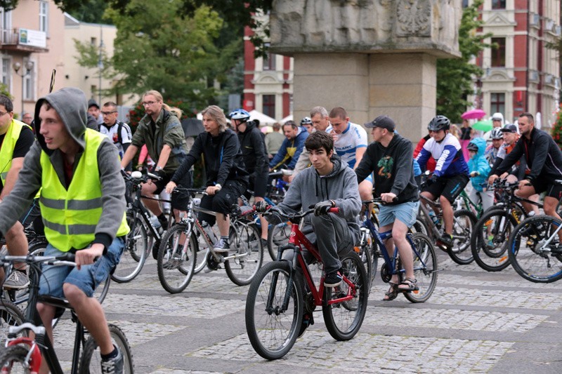 Rowerzyści przejechali ulicami Zielonej Góry.