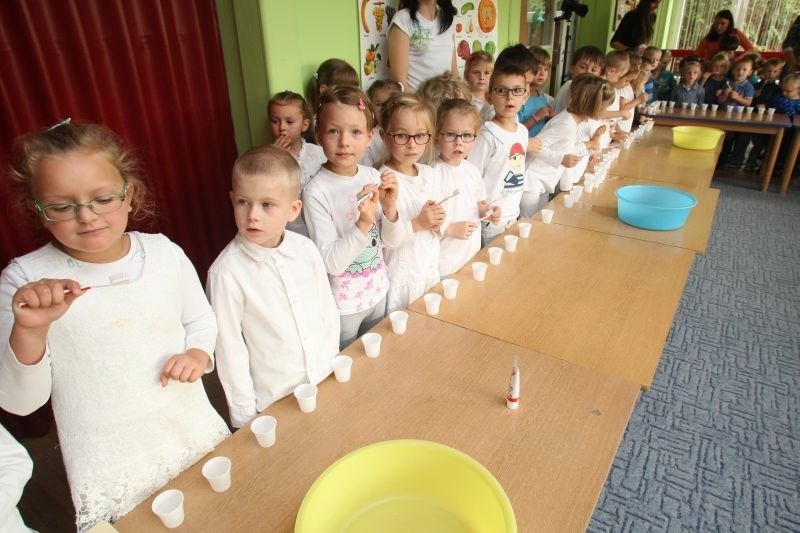 Bicie rekordu w myciu zębów w Kielcach